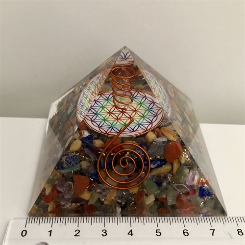 Chakra Pyramide Orgonit Flower of life. Energi Generator. 7x7x6 cm